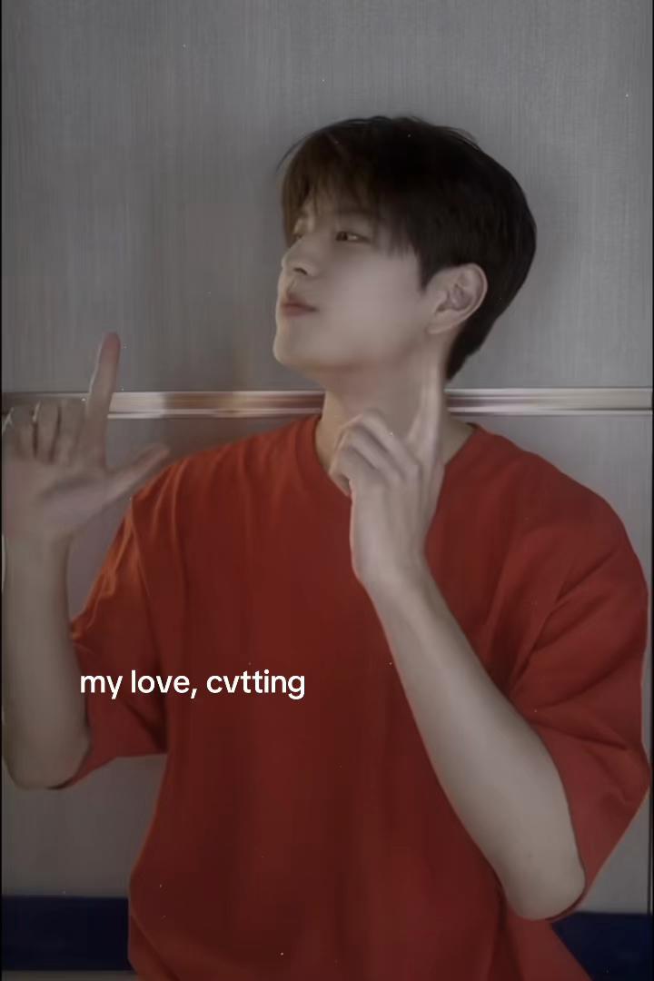 @𝐫.𝐞.𝐦♡