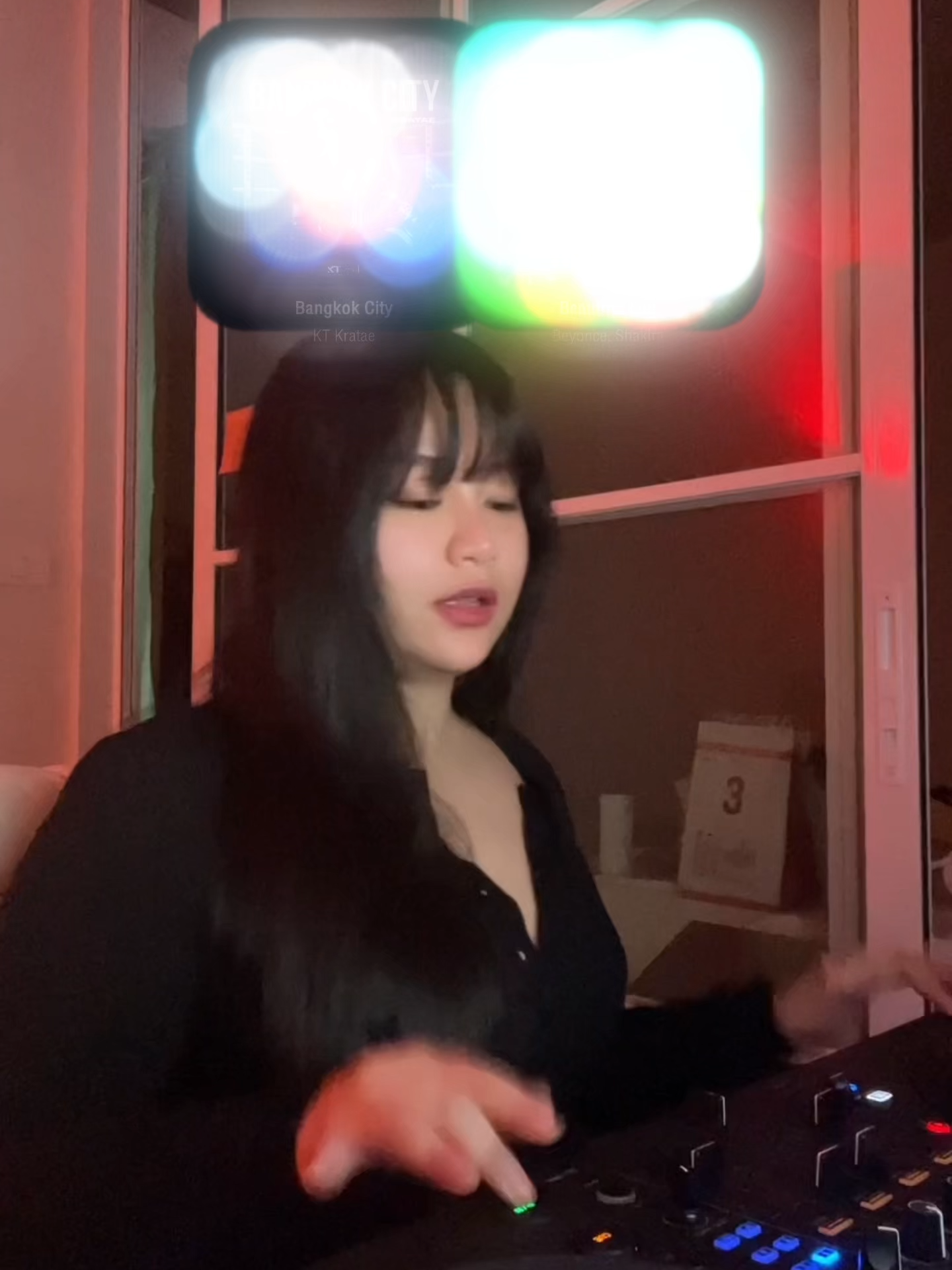 @★