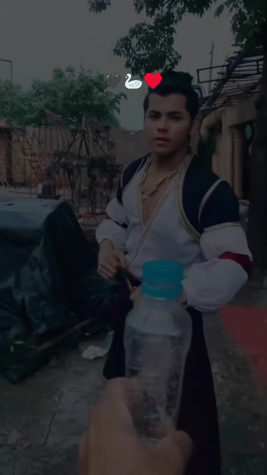 @𝘼𝙇𝘼𝘿𝘿𝙄𝙉 𝙃𝙀𝙍𝙊