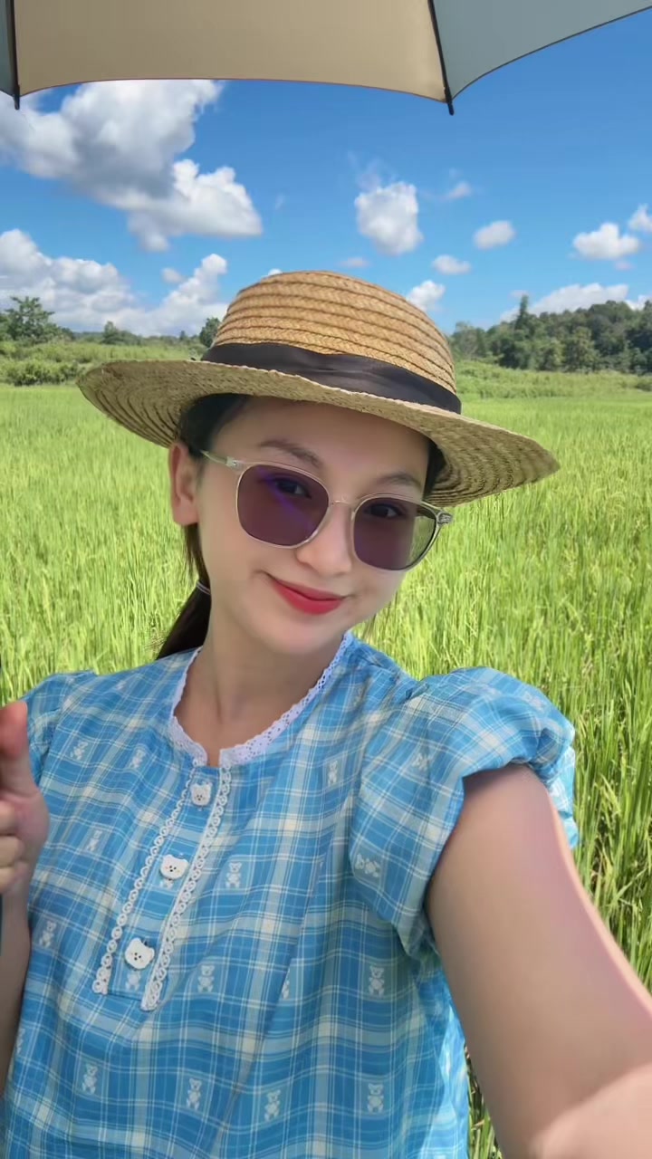 @MoMoSaingHyoe(ႁွမ်ႁွမ်🌷)