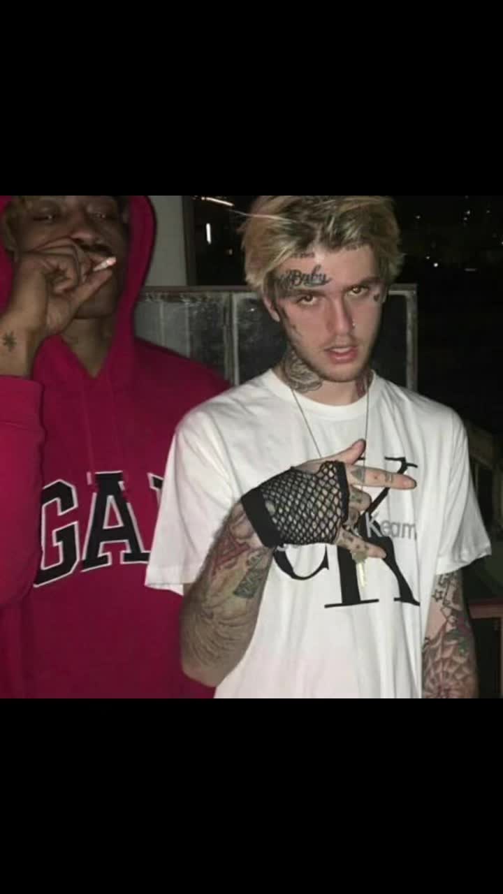 @Lil Peep 👀
