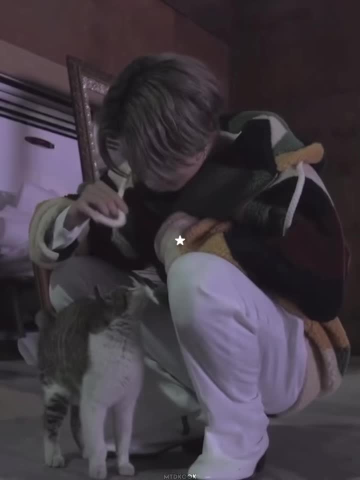 @★