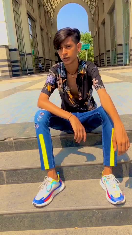 @👑Sam_Khan100👑