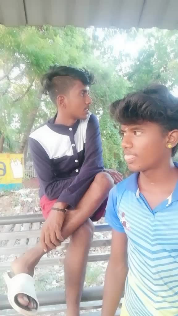 @👑Hari😎
