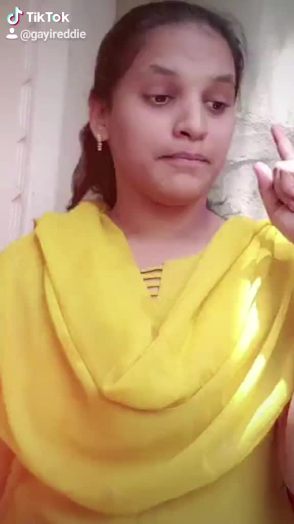 @👑Gayathri Reddy👑