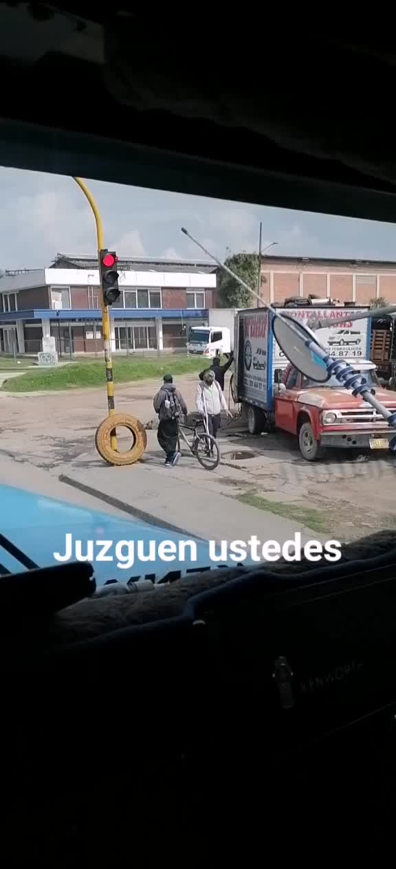 @Alex Páez 🇨🇴