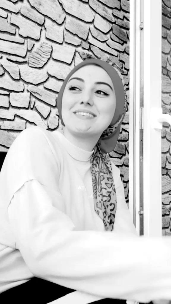 @Kübratuzcu