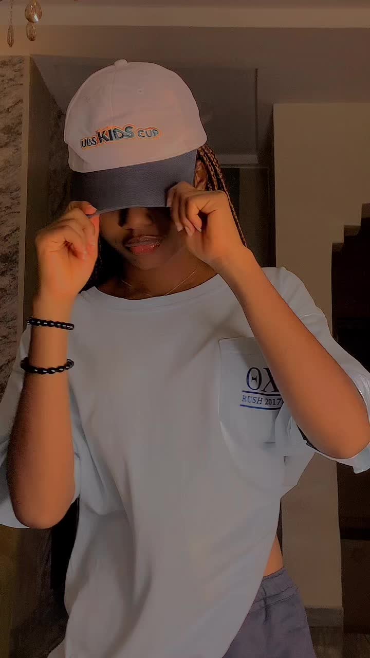 @Vicky🥰
