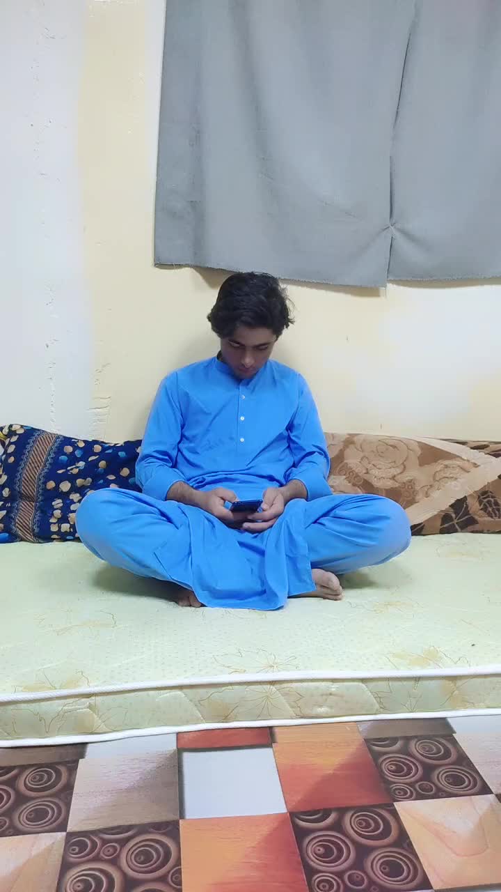 @✰Aℓ๏ne✰🇵🇰🇦🇫🍁