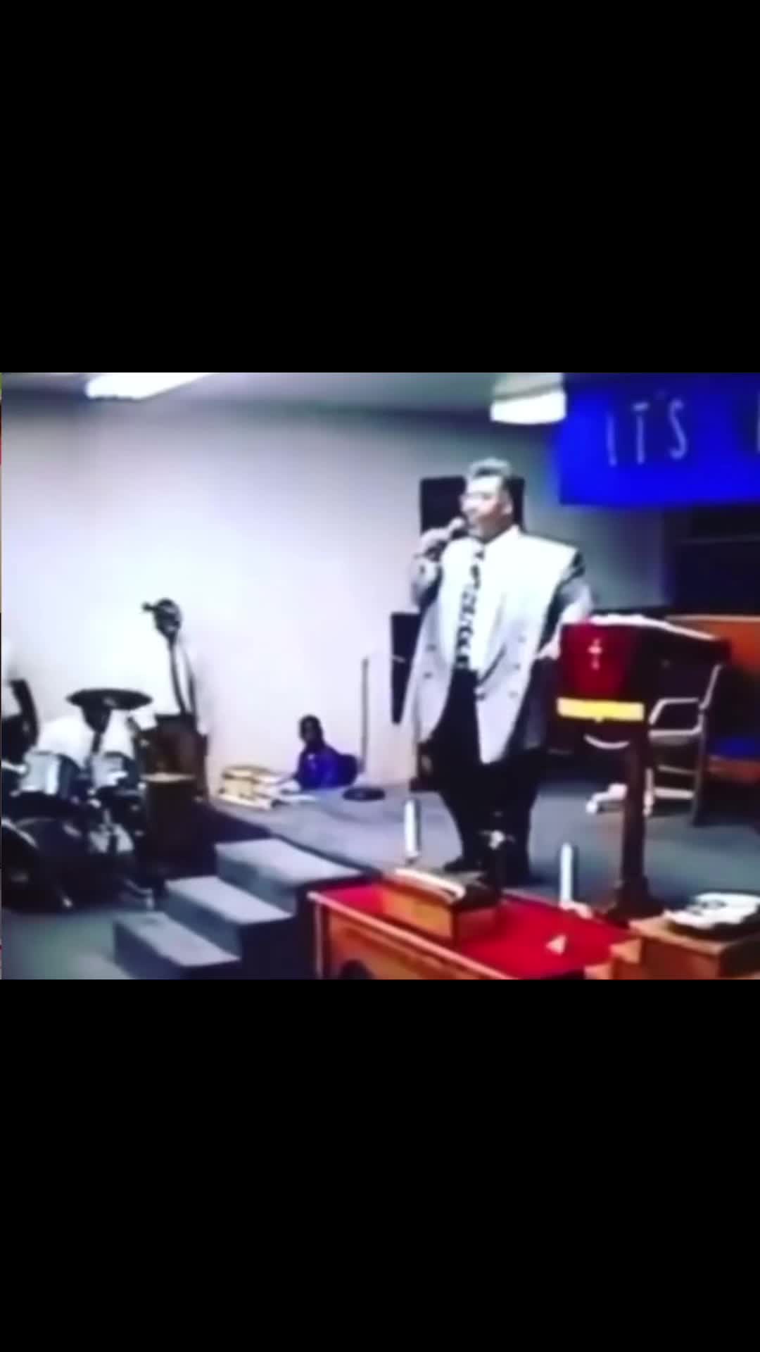 @DrummerBooyyy