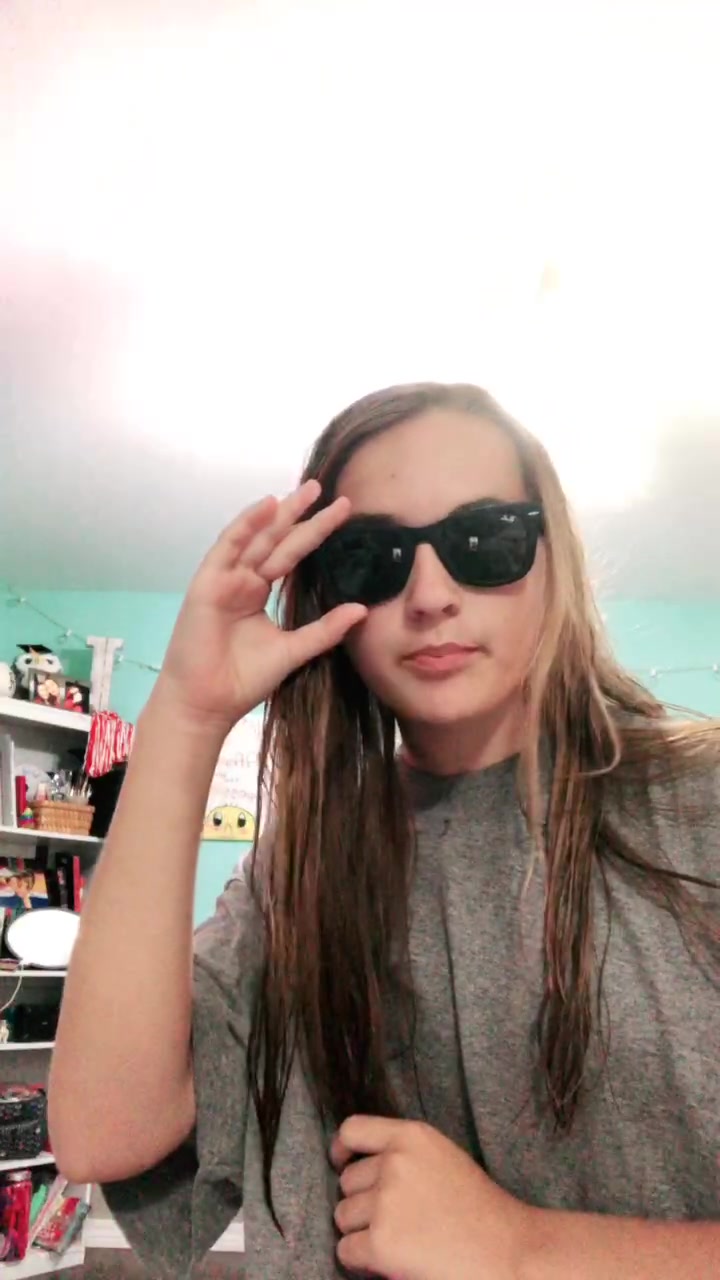@Laney Powell☀️