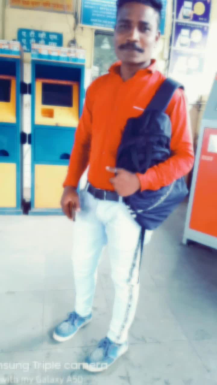 @Akkii