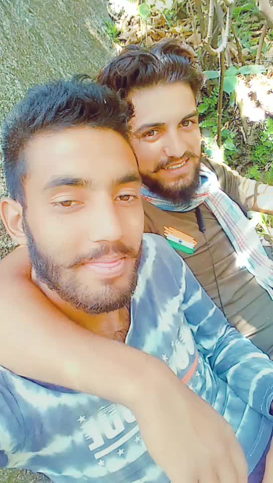 @Bûñťý chouhan