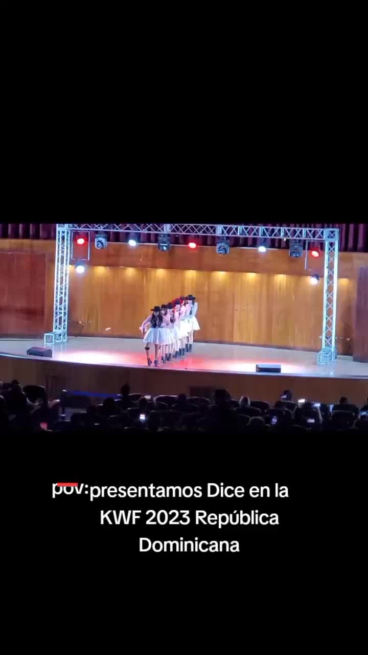 @Mme
