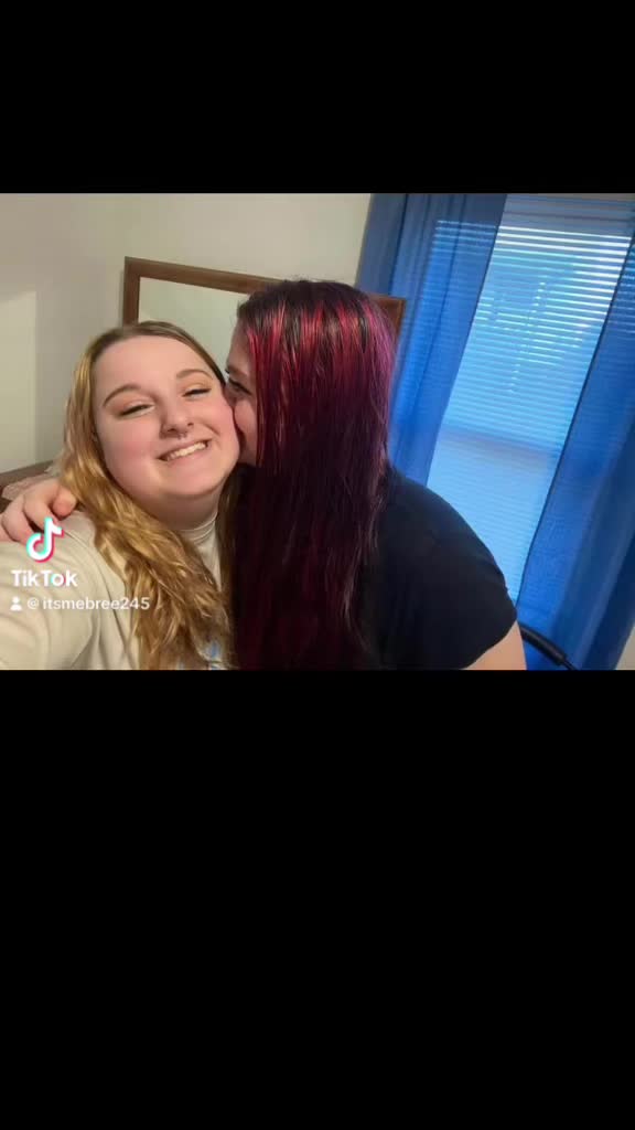 @itsbreebitch ๐