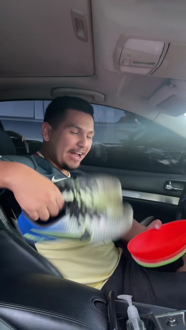@Edgar Angel