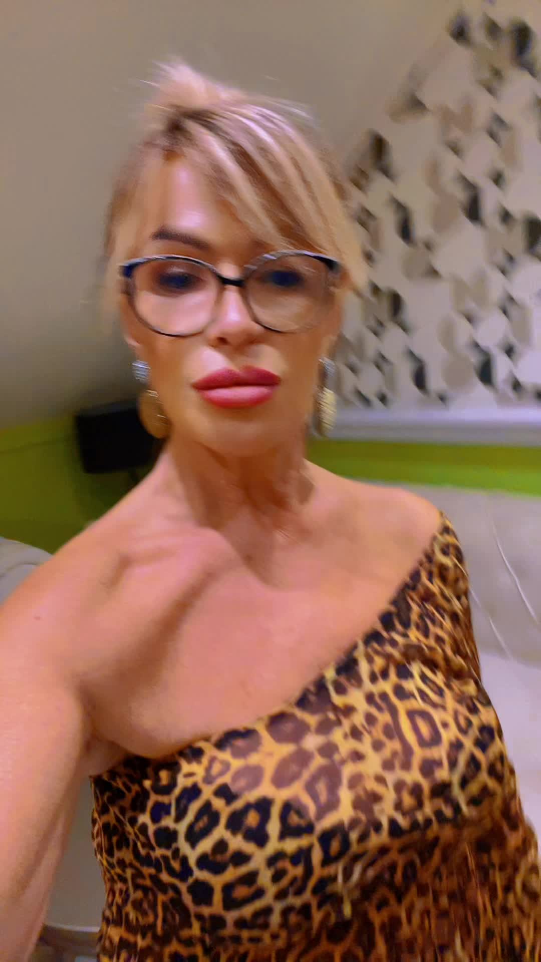 @Senci