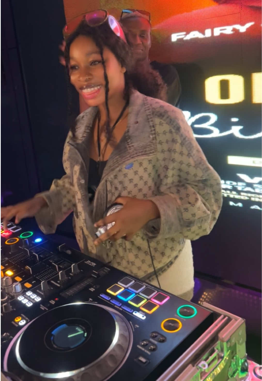 @Hot Dj Diva🎤👩🎤