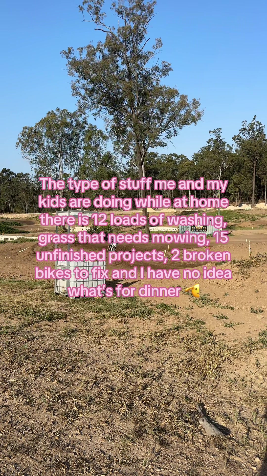 @raisinglillocos