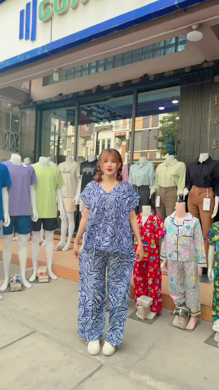 @Taw Win Nan clothing-girl