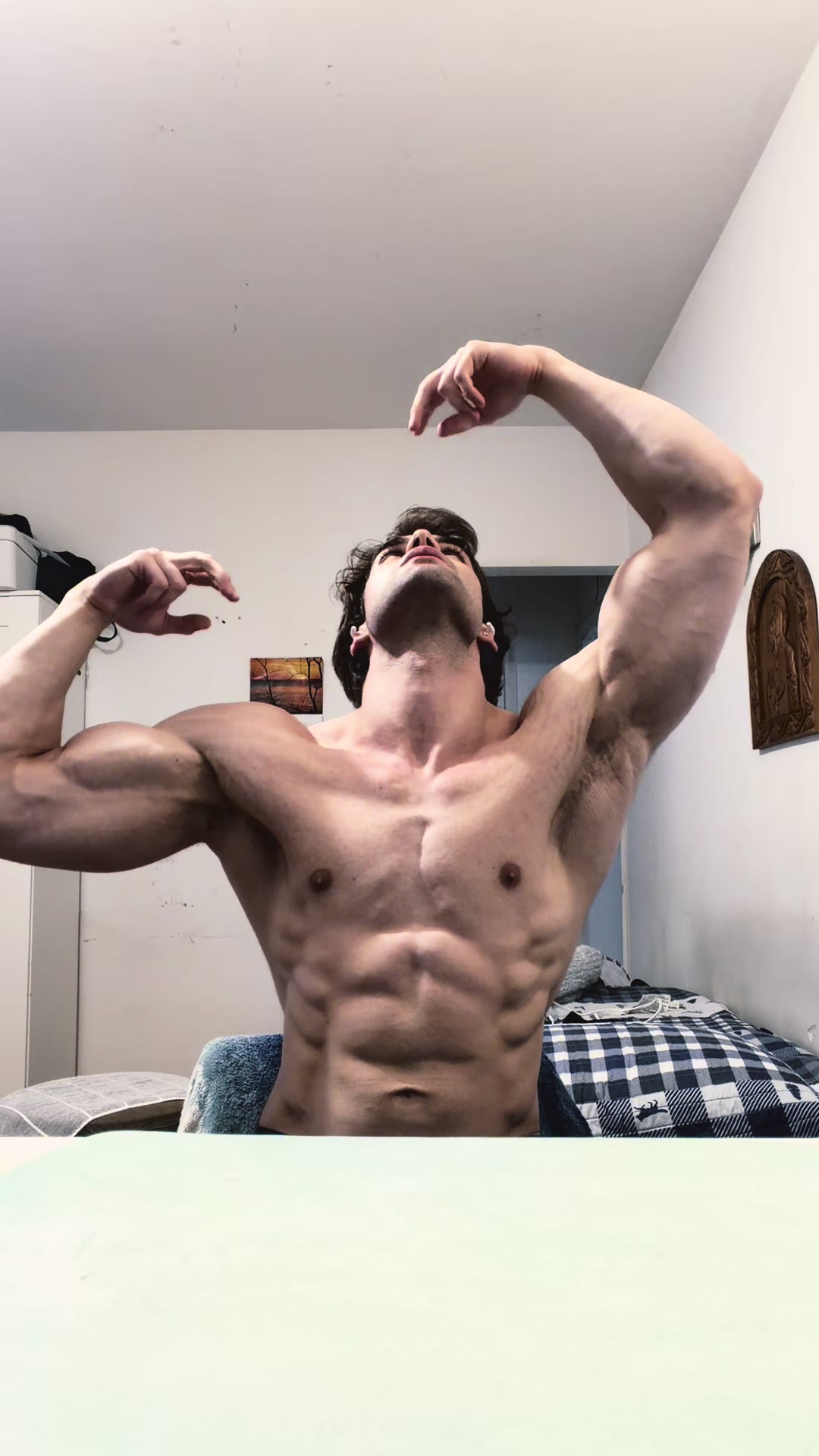 @qayro9