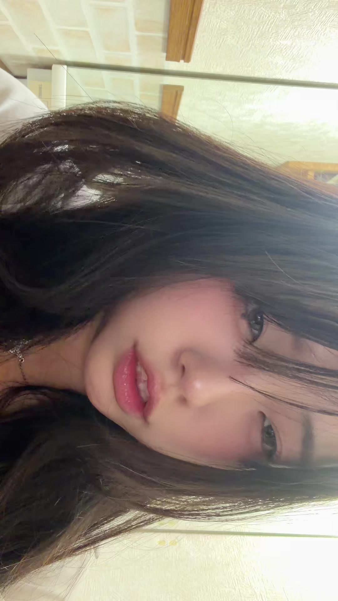 @泣きぼくろ