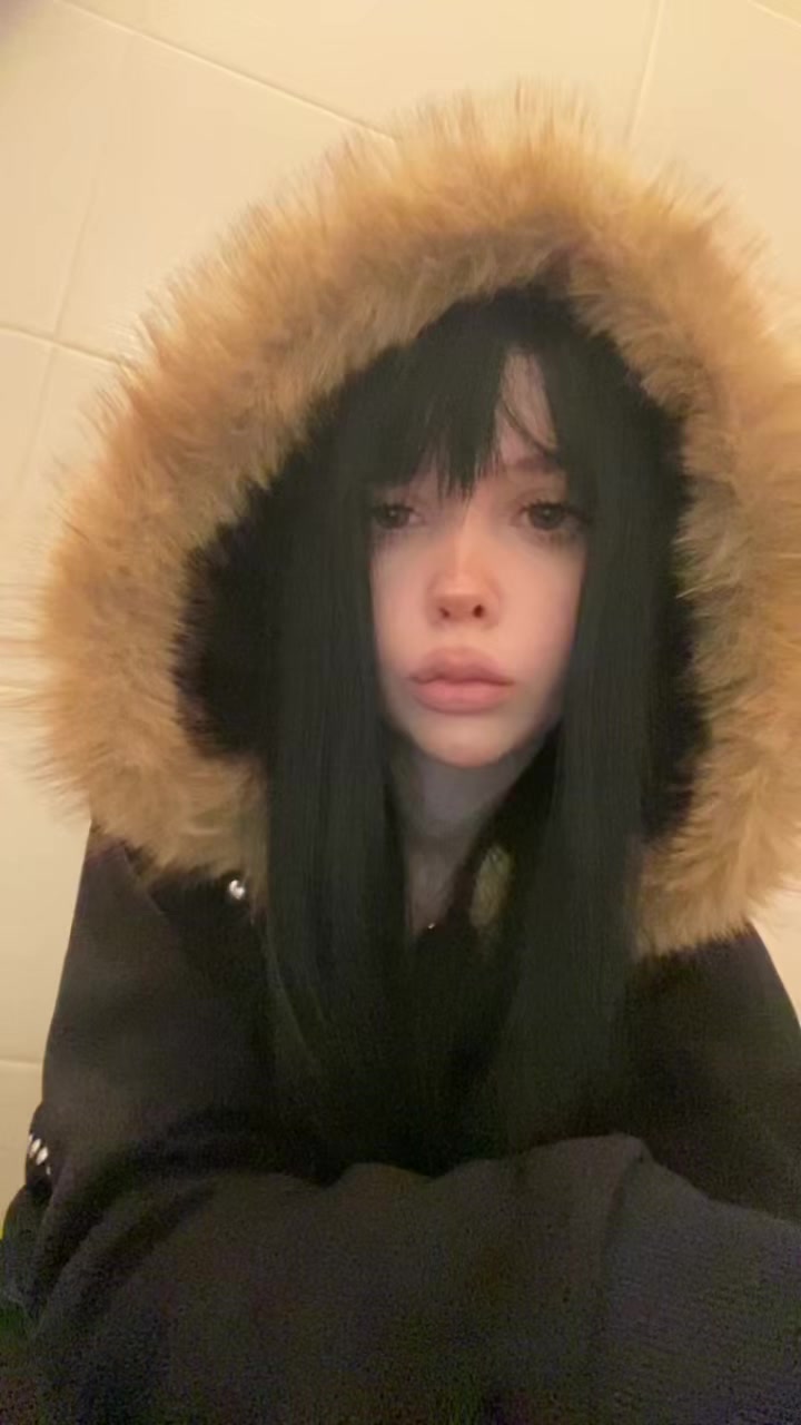 @lil_slutty