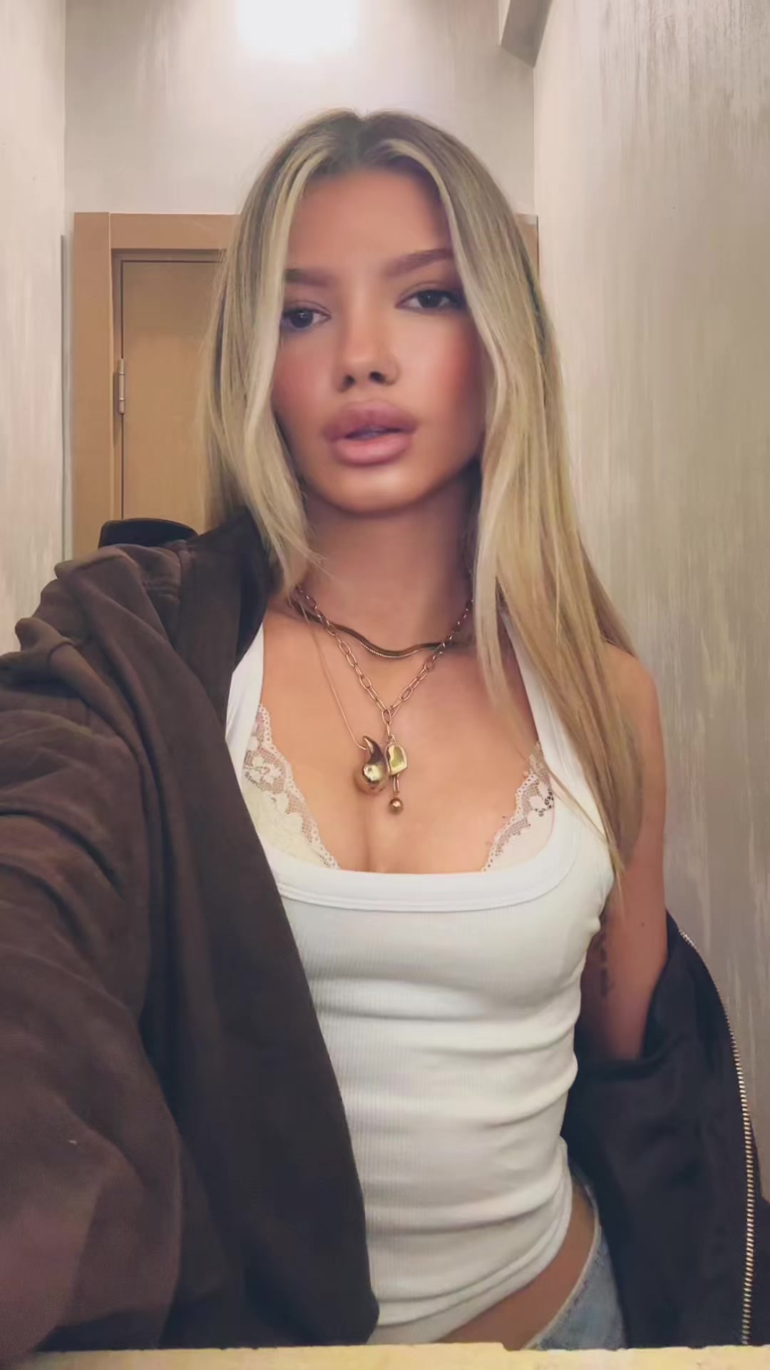 @𝑀