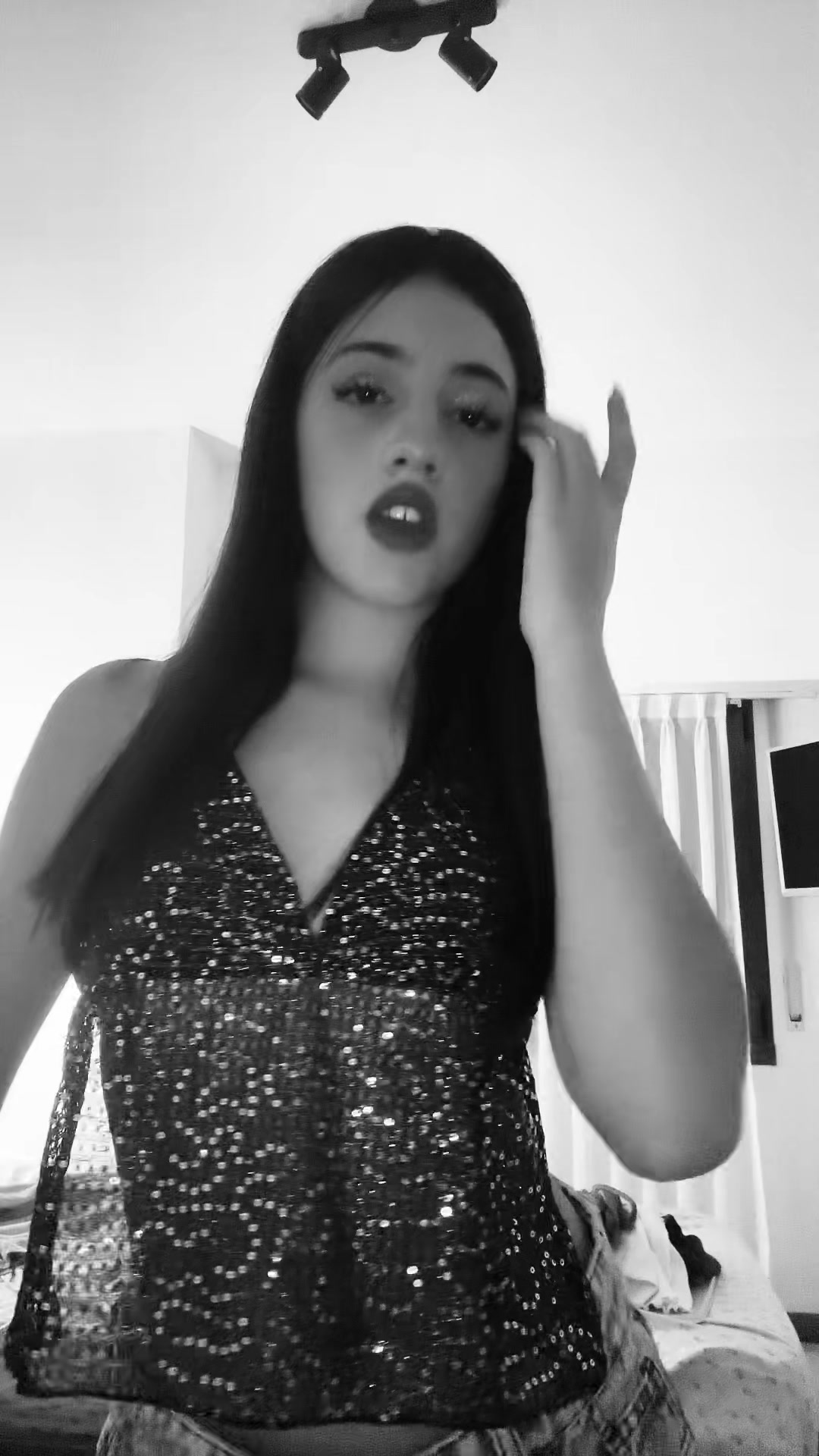 @emi.025