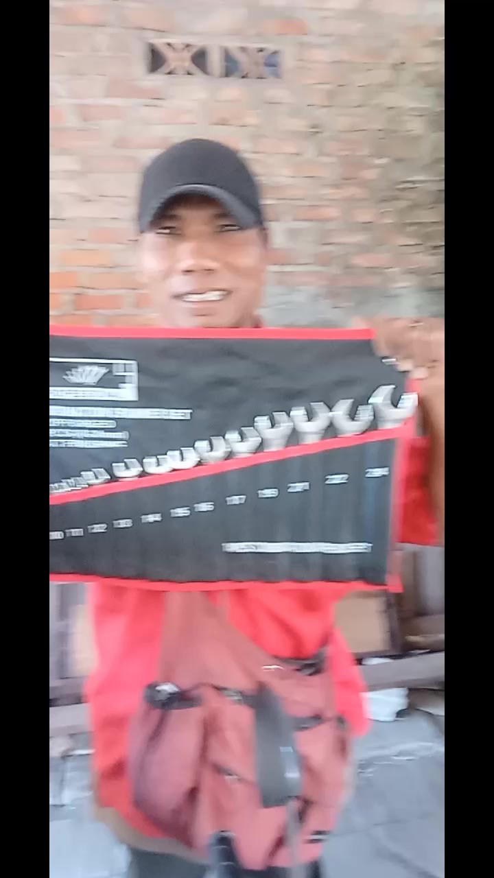 @bobojanuar