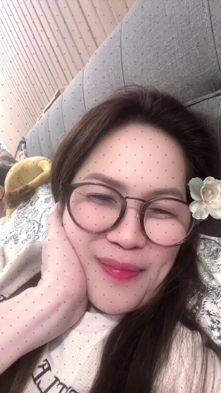 @MidwifeCora1431