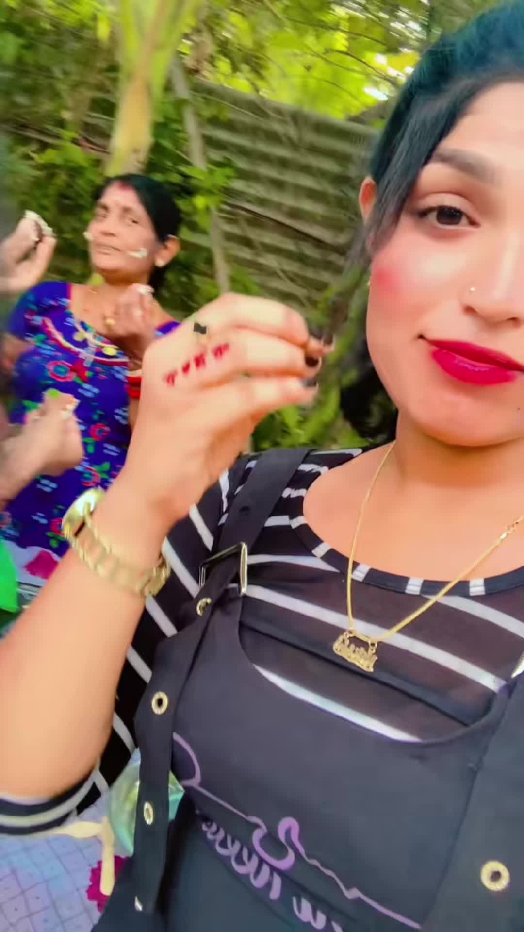 @Nikshi Ammu 🦋👑💫