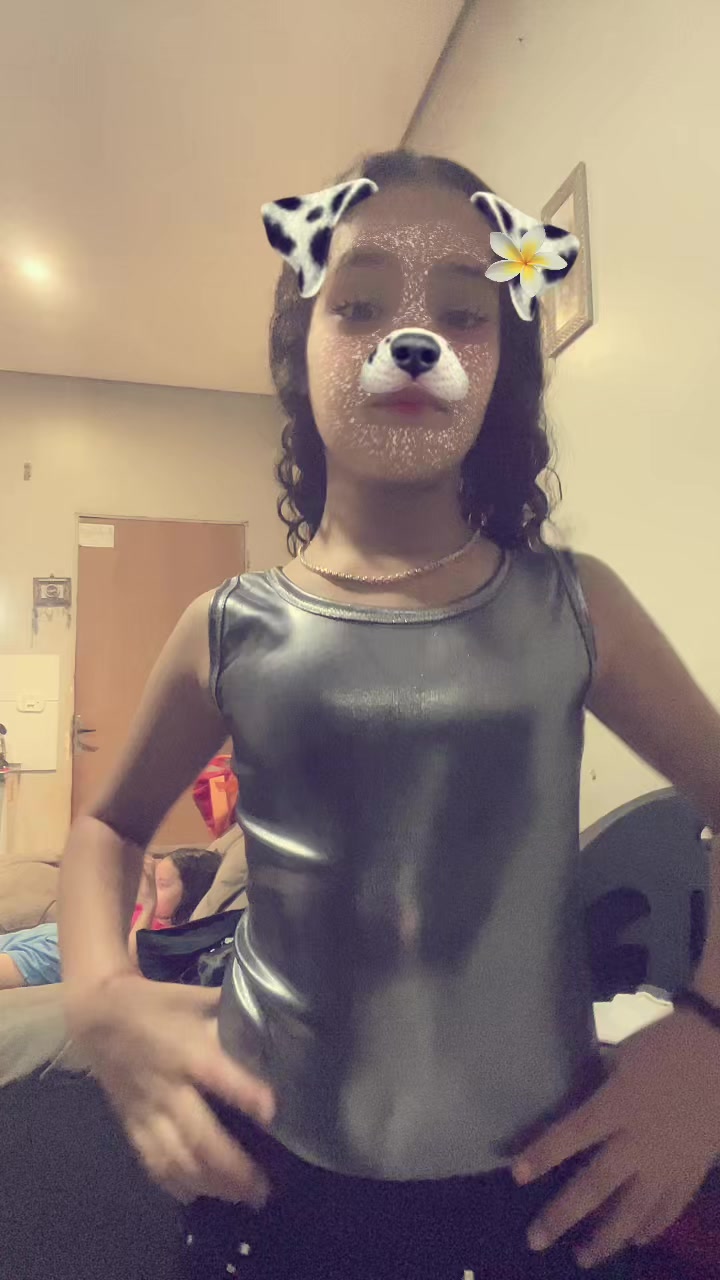 @Emilly Sc