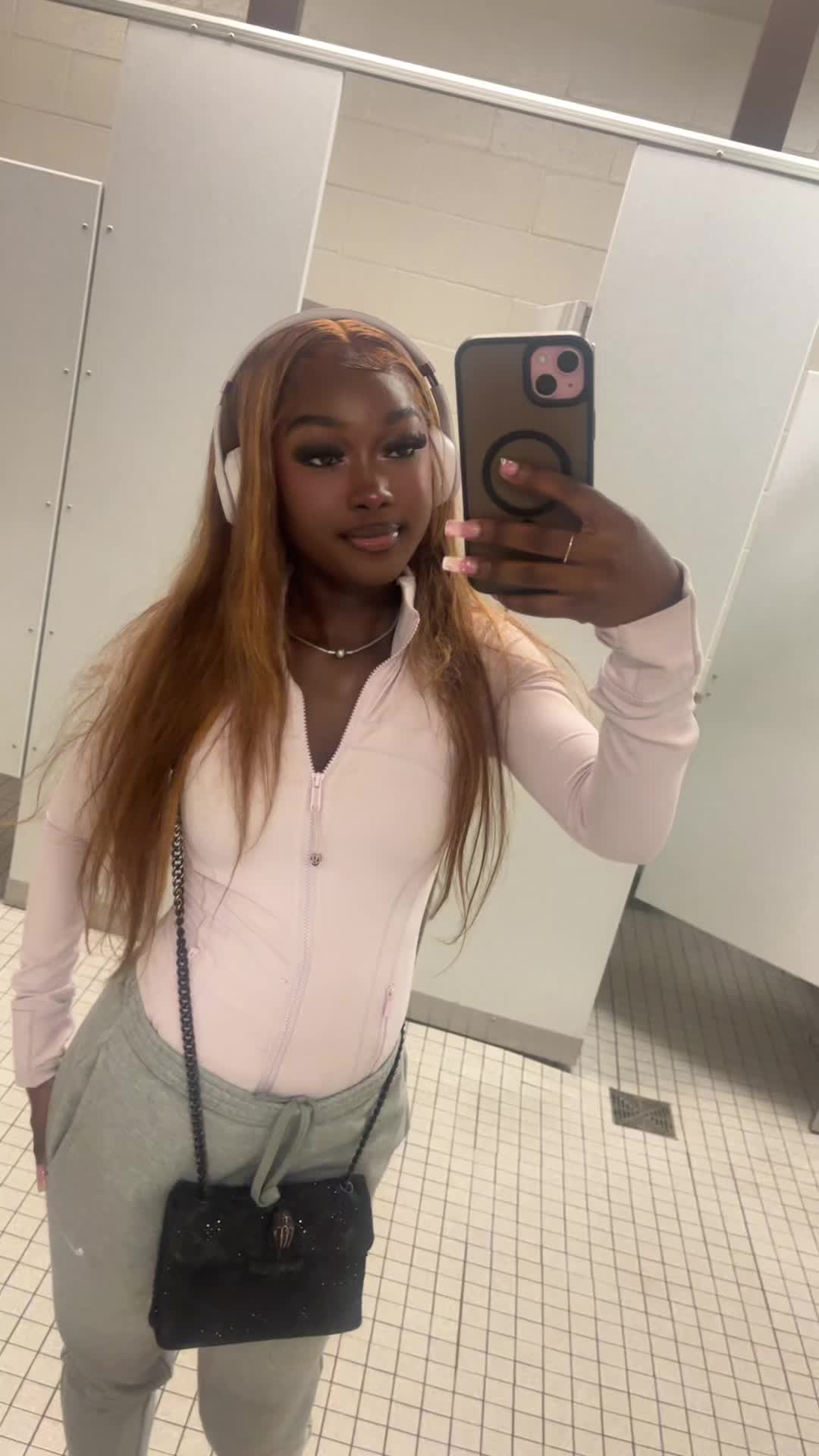 @roxiereneeee