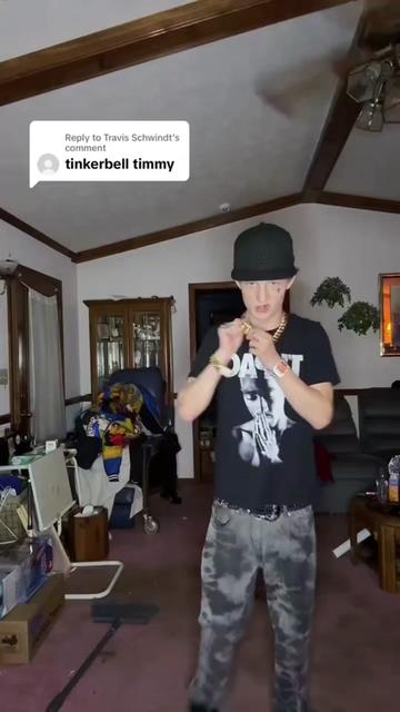@Kingfacce40