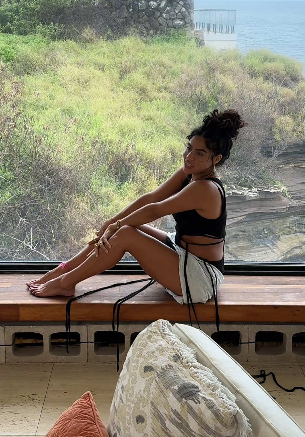 @Jessiereyez