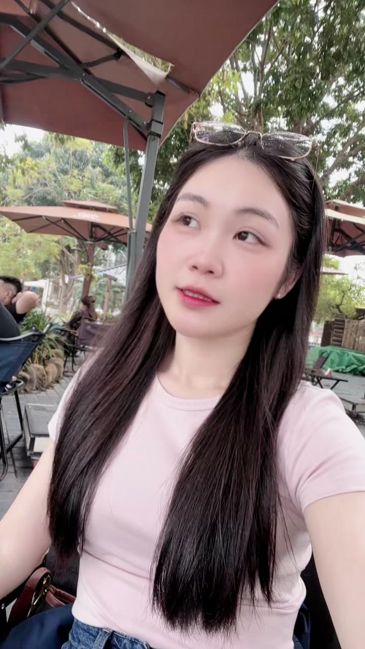 @Lấy được chồng thì đổi tên 🌚