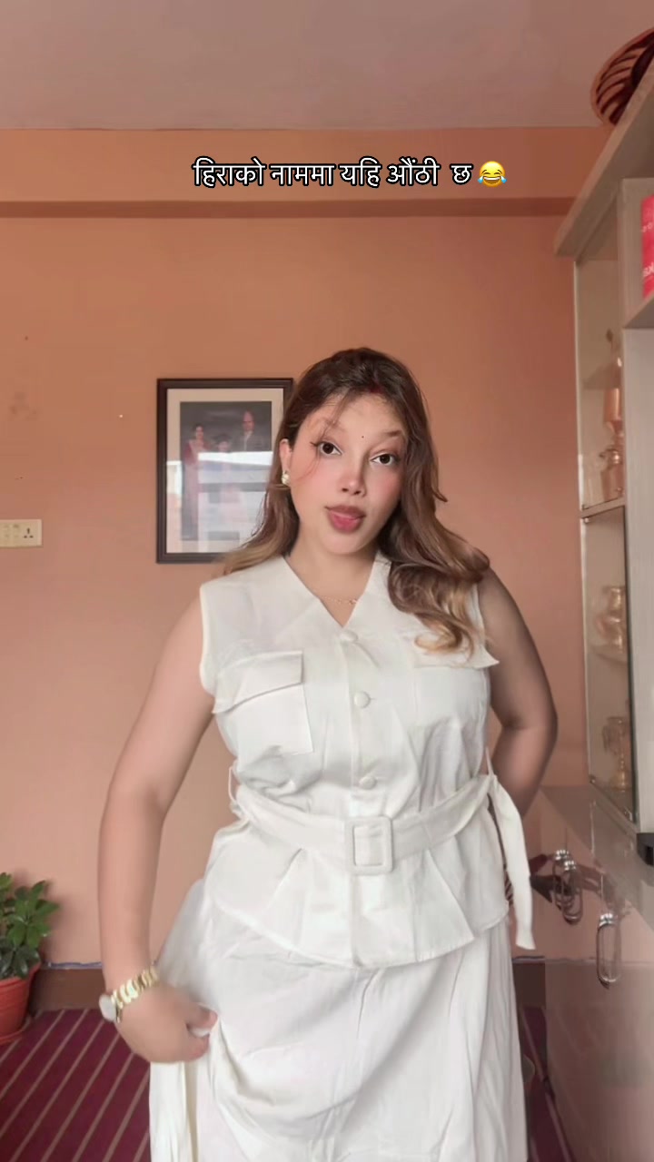 @Deepikaaa_