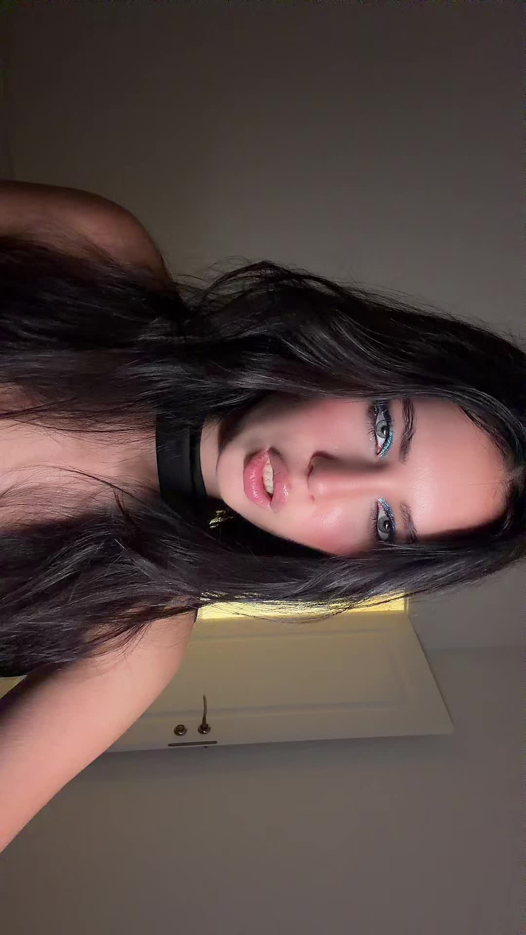 @Milania