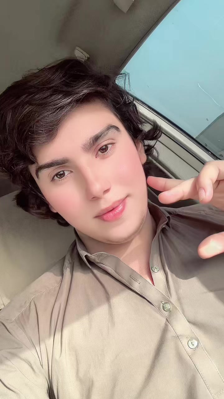 @๐ต๐ฐAli Pathani๐ฆ๐ช๐ฆ๐ช๐ฆ๐ช
