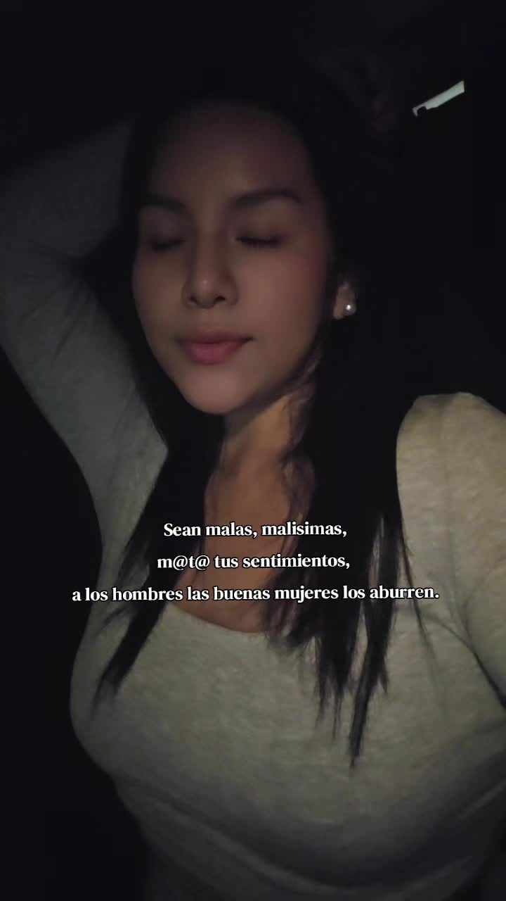 @Evelyn Enriquez 💋🖤