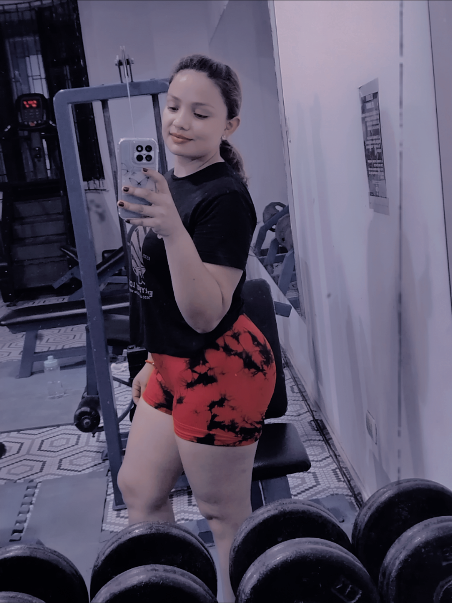 @Leydi ✨