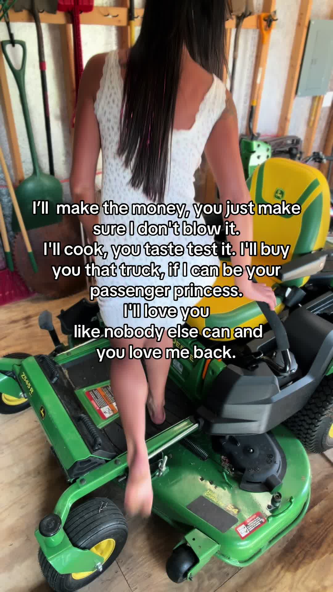 @MNaveragemom