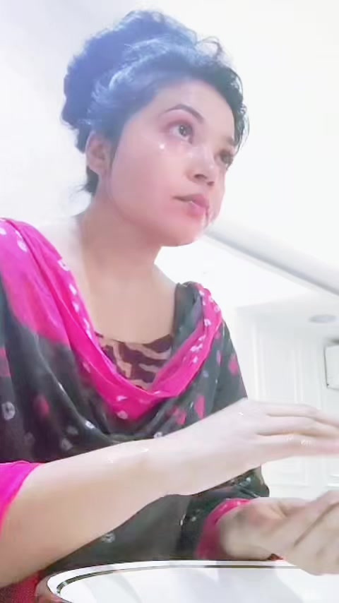 @🌿Star Moon🍒Chandni🌿