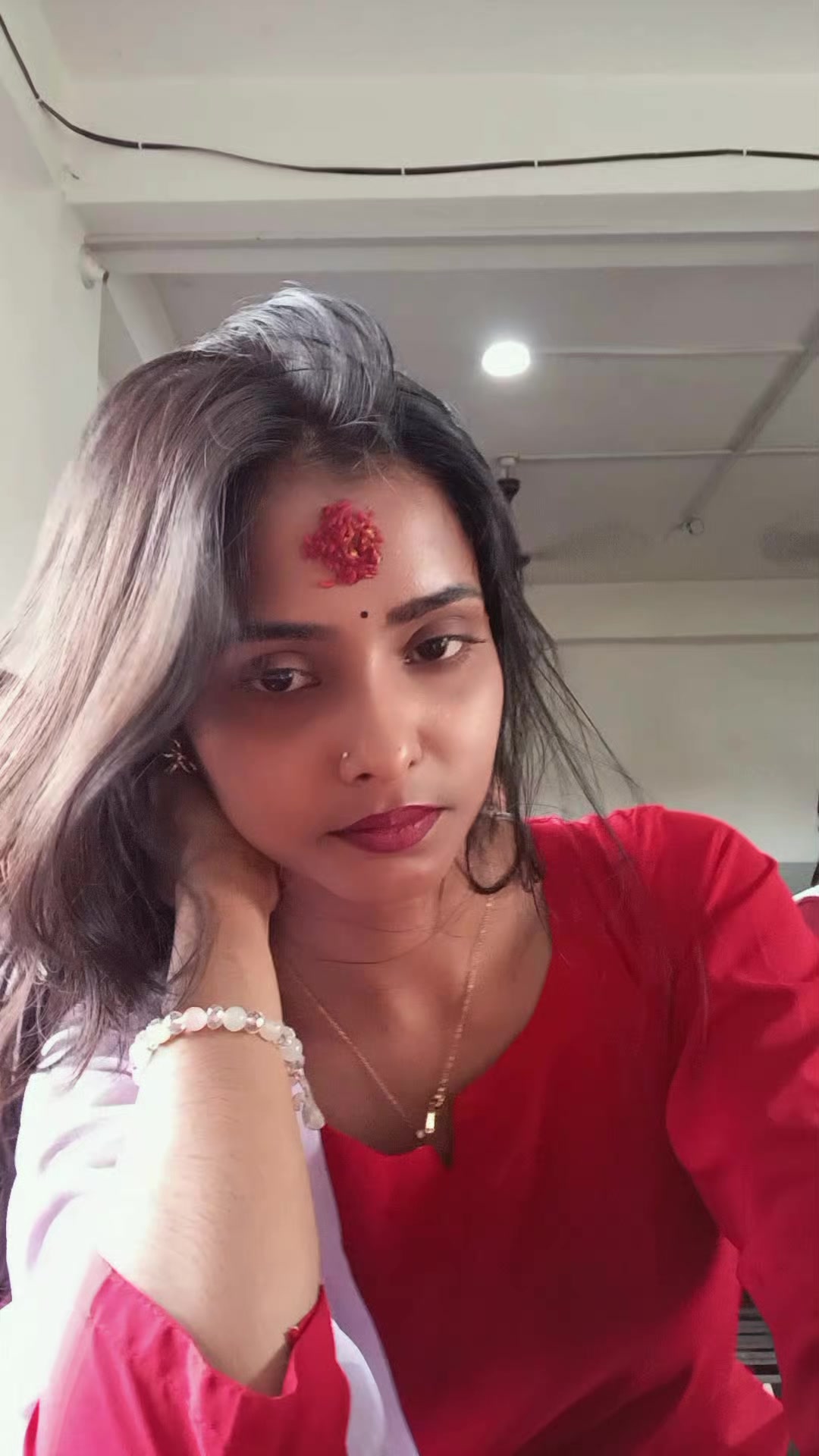 @rakhi thakur🌸🕊️