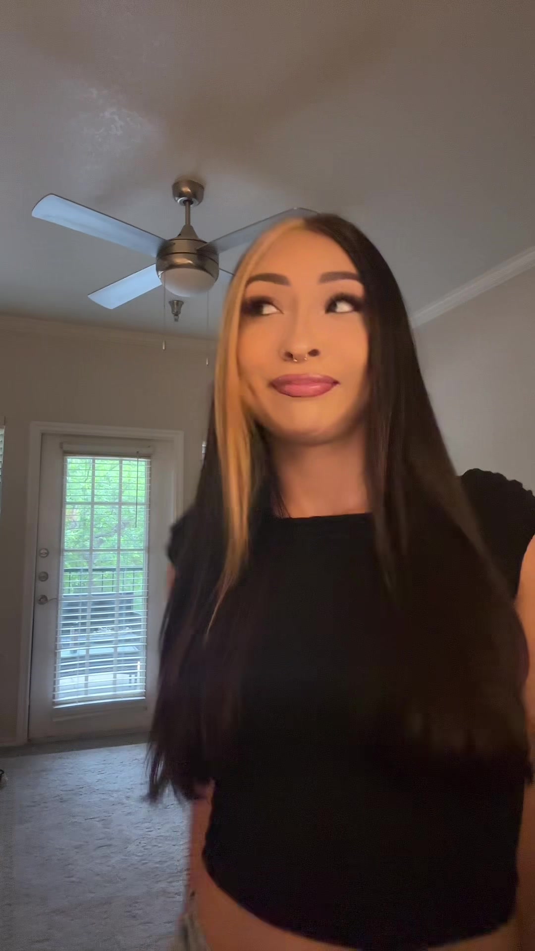 @Laisha