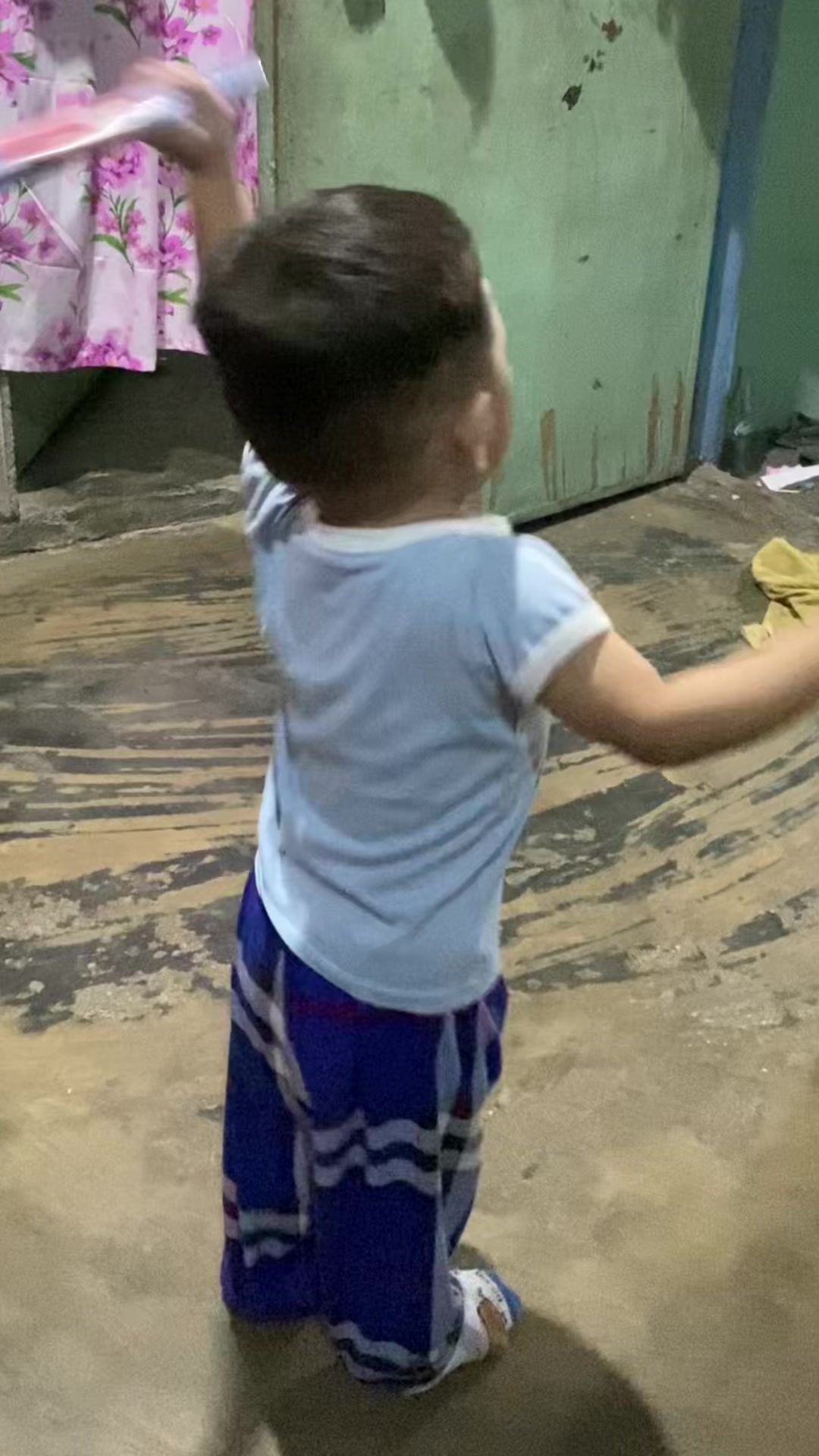 @jyienzn