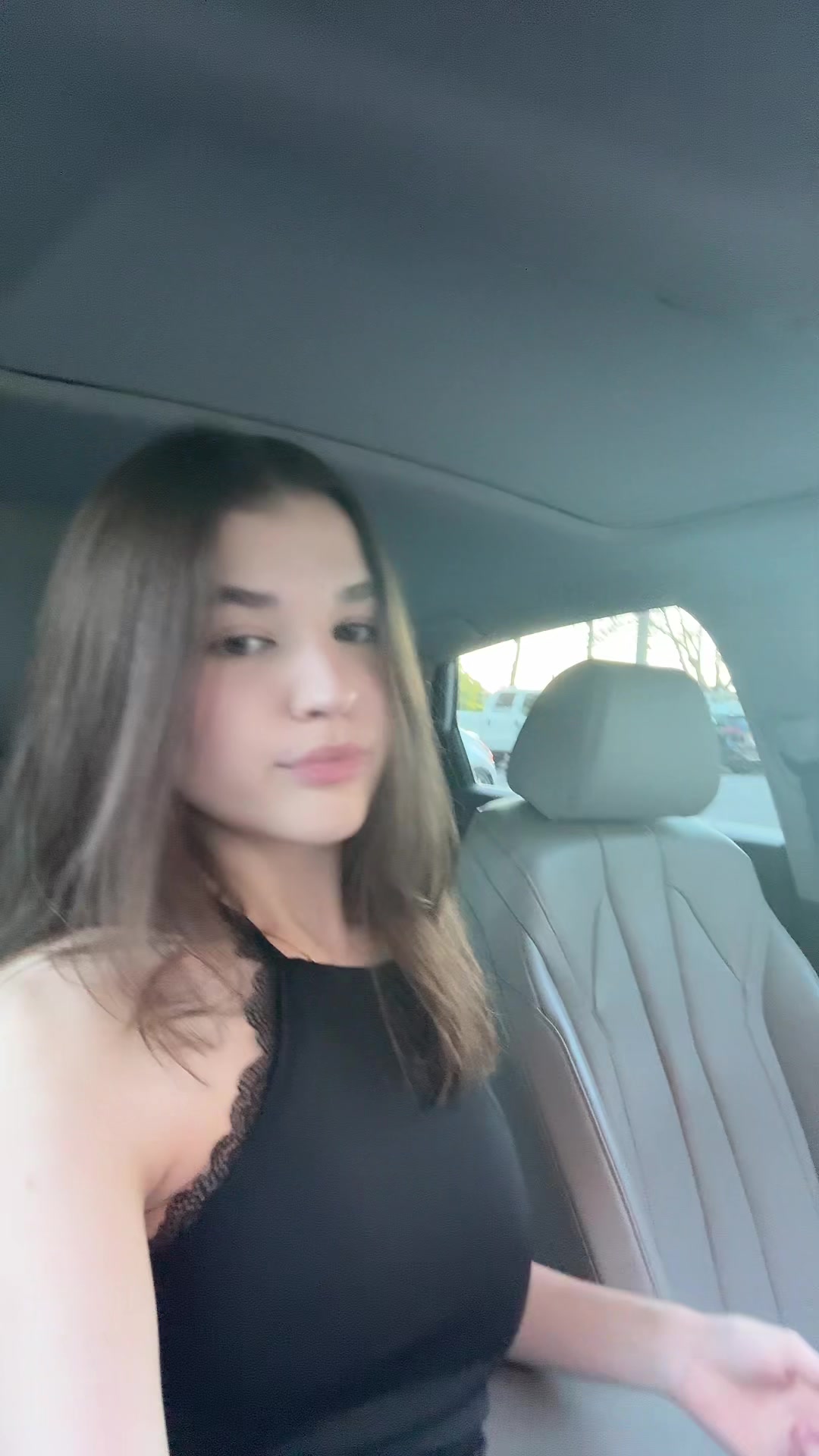 @karolina