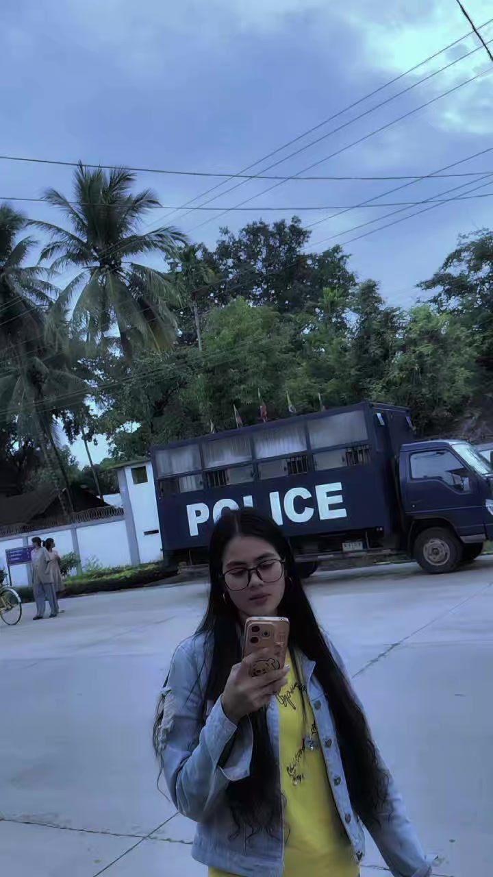 @đMOEđŤ"ááźá°á¸áá°ááŤááť"đ¤đŚđ¸