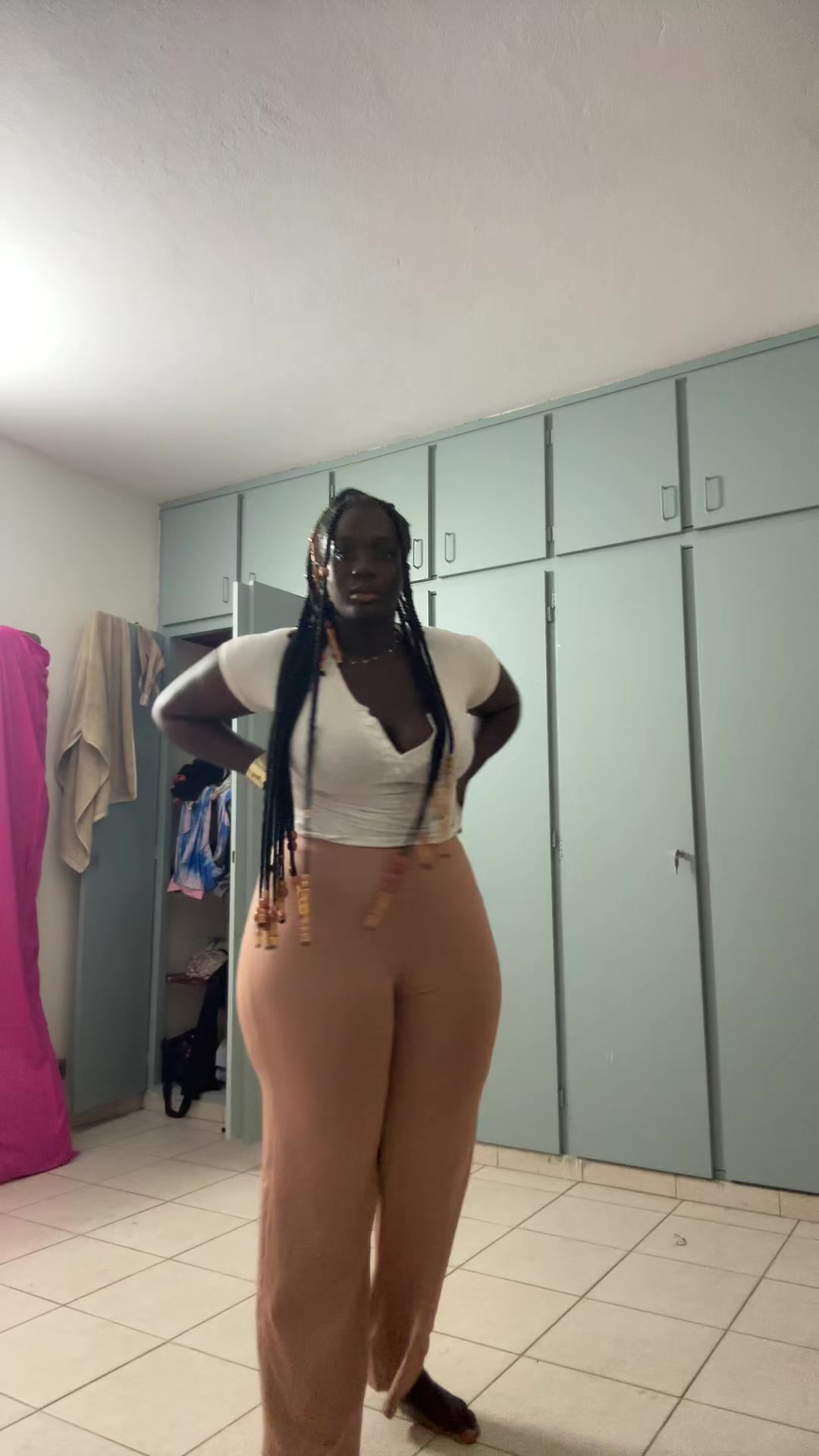 @𝑀𝒶𝓇𝒾𝑒-𝒹𝑒𝓈𝒾𝓇𝑒𝑒🇬🇭